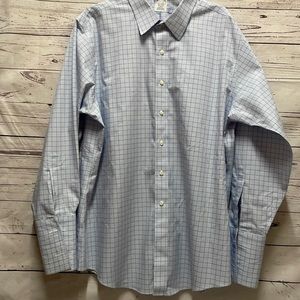 Men’s Brooks Brothers classic shirt